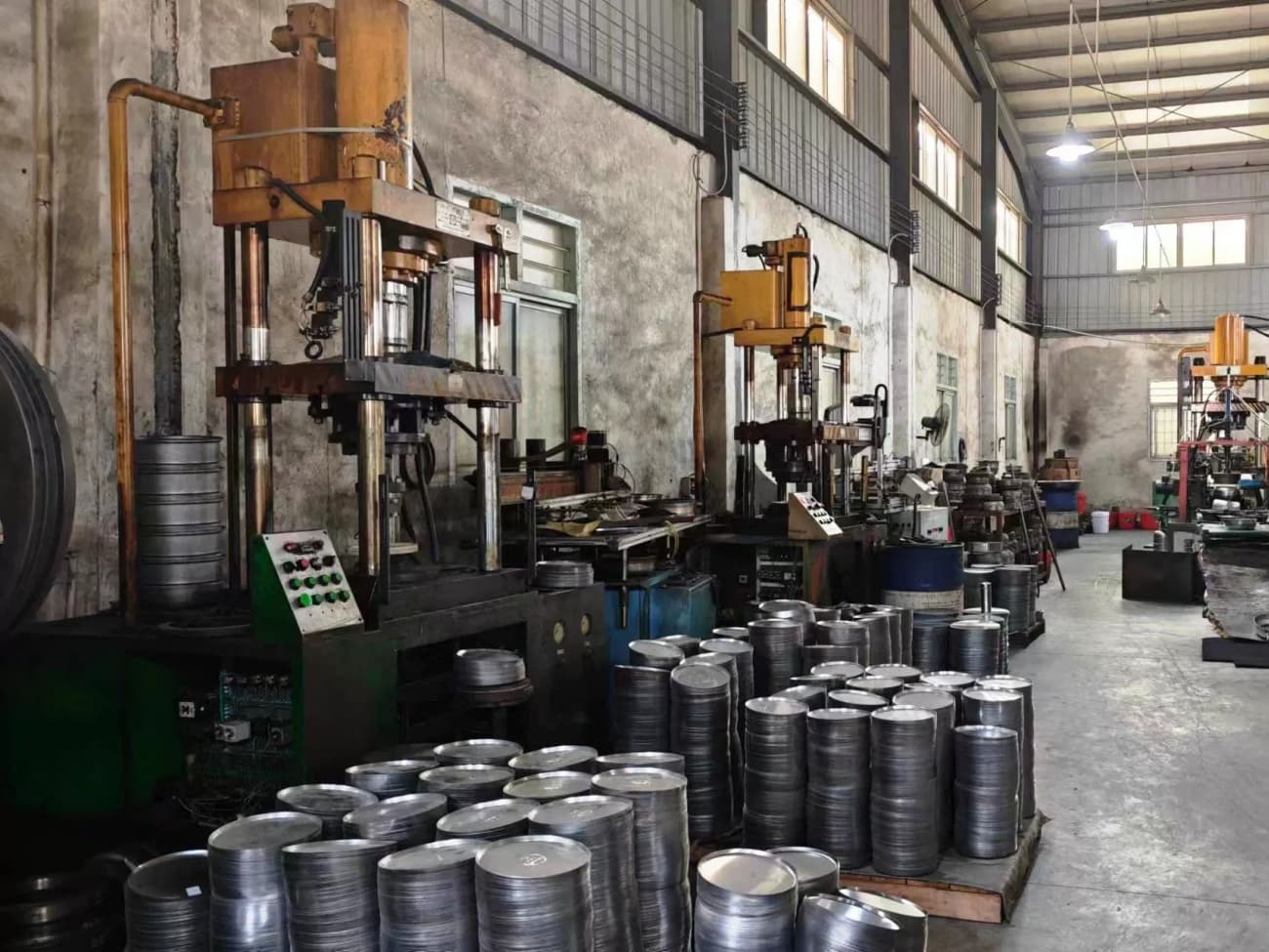 TNE Lunch Box factory